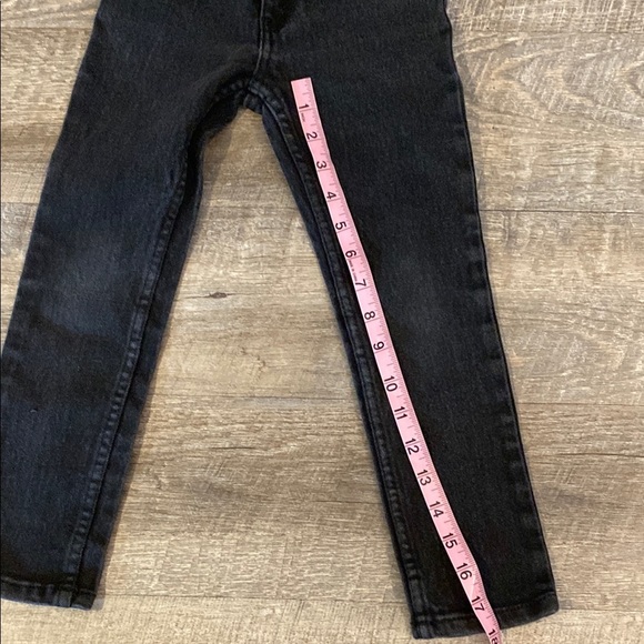 Signature by Levi Strauss Black Slim Fit Jeans - Picture 2 of 7